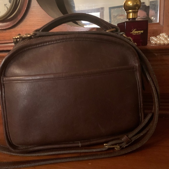 Coach lunchbox bag in good condition - Picture 2 of 16